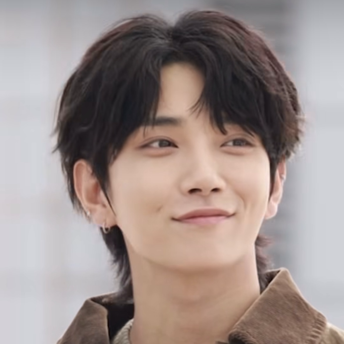 Latest photo of Joshua (SEVENTEEN)