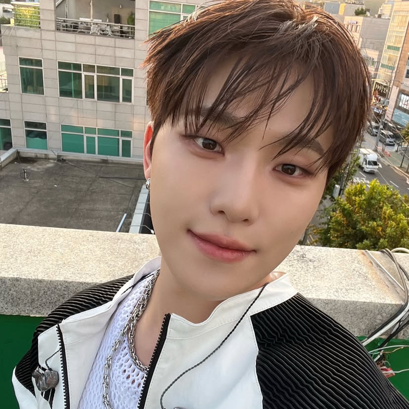 Latest photo of Dino (SEVENTEEN)