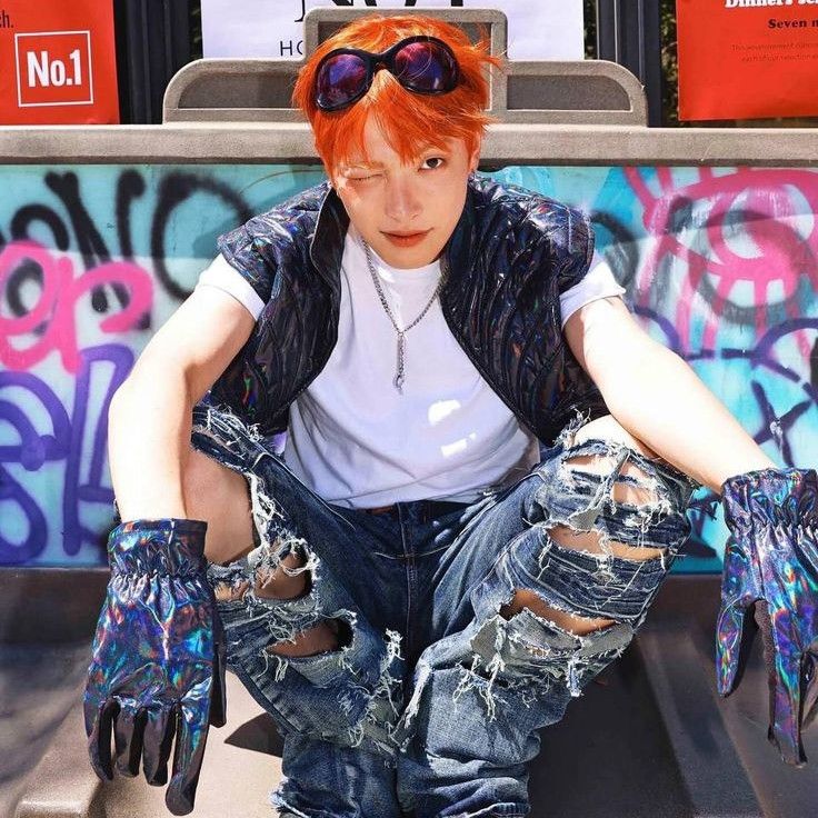 A moment captured by Hongjoong (ATEEZ)'s fan