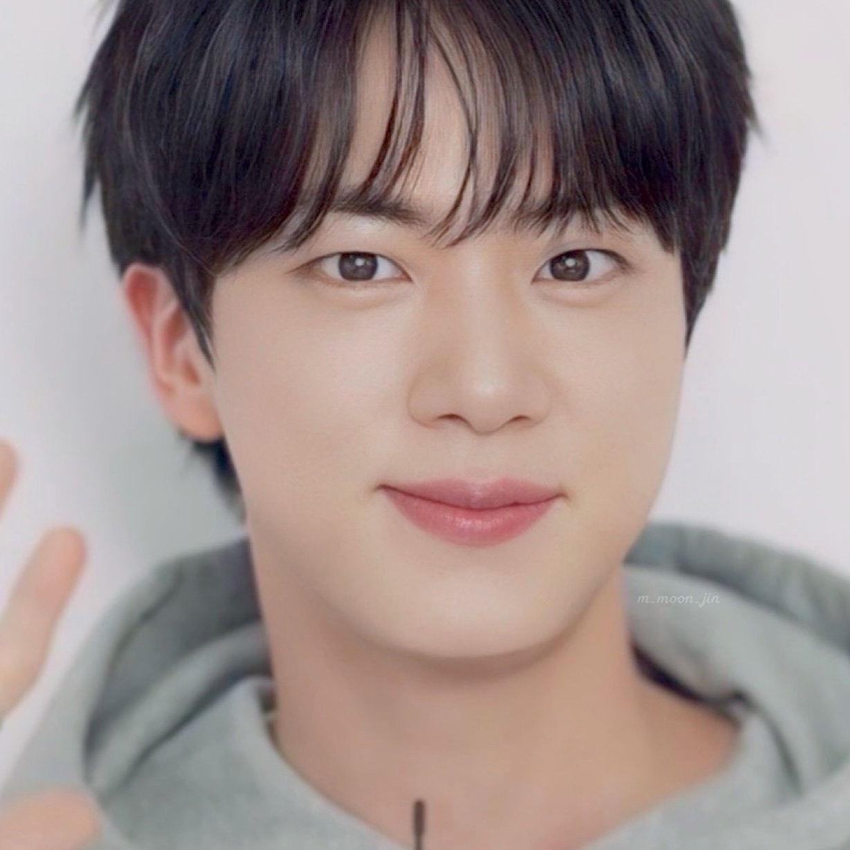 진 (방탄소년단) 최근 활동샷