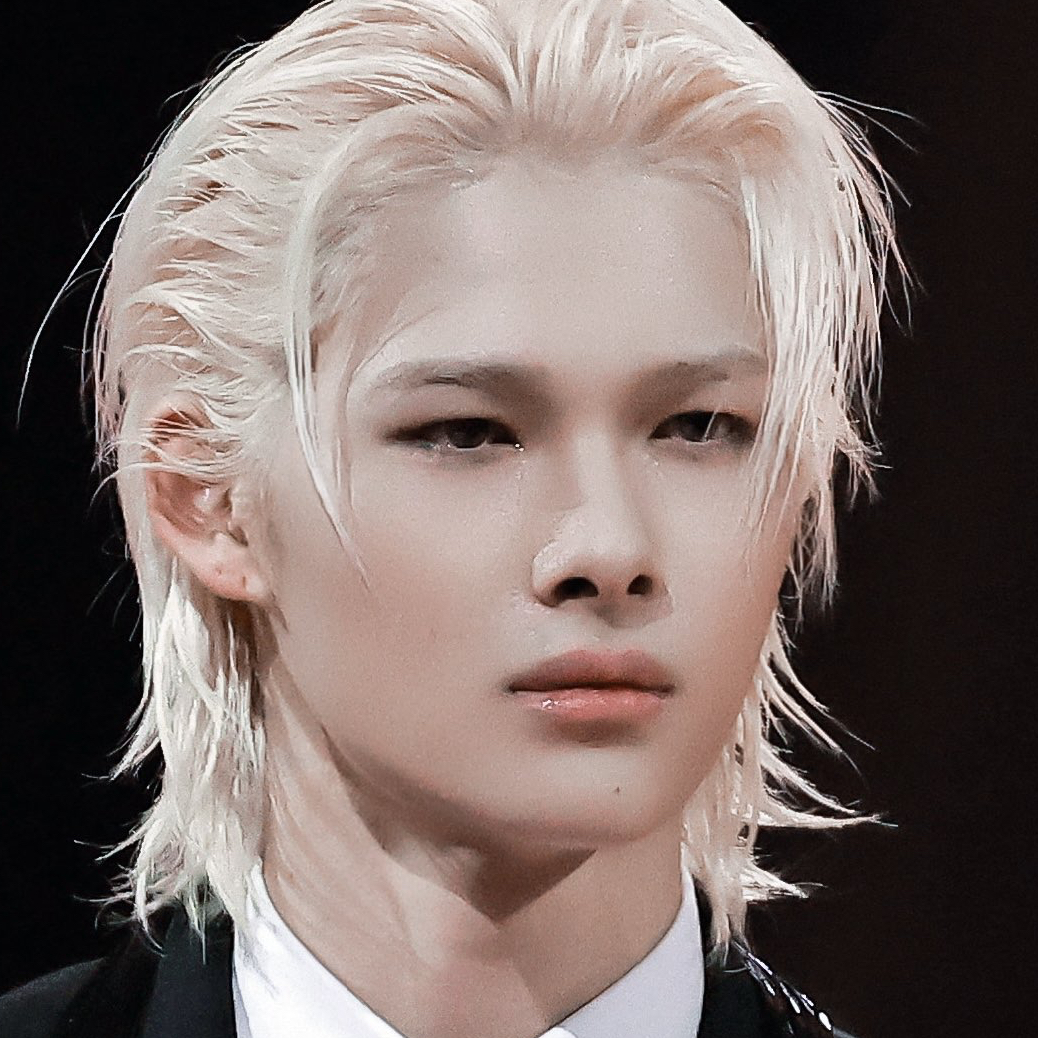 NI-KI (ENHYPEN)的最新照片