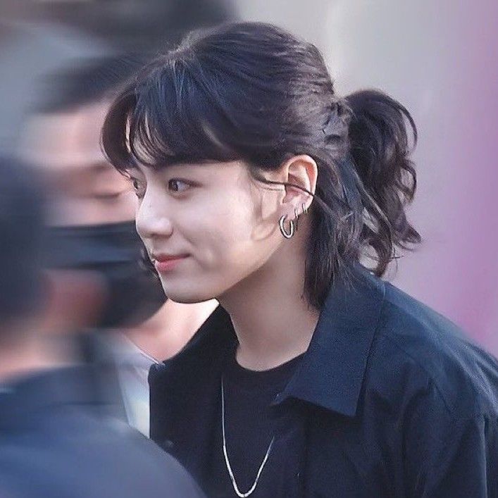 Latest photo of Jungkook (BTS)