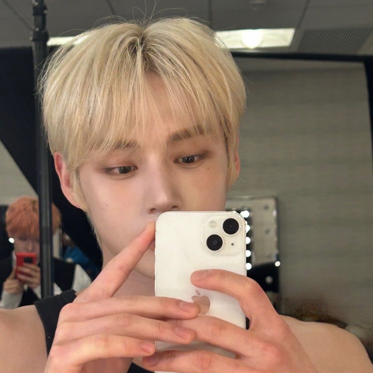 A moment captured by Kim Jiwoong (ZEROBASEONE)'s fan
