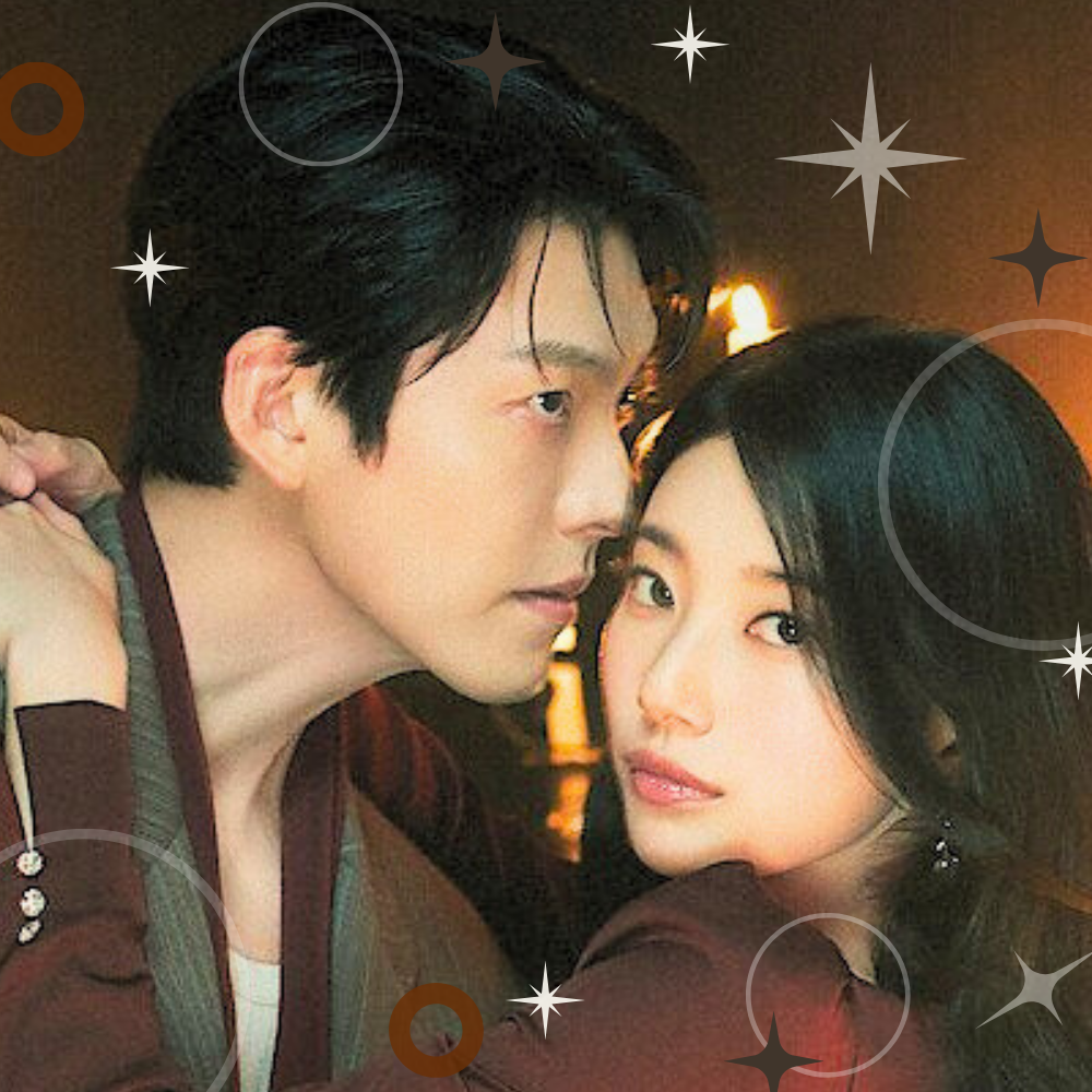 A moment captured by Suzy's fan