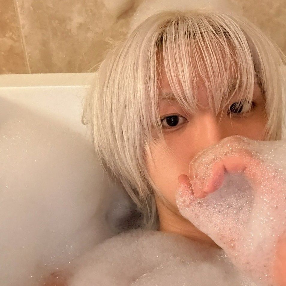 Latest photo of Seonghwa (ATEEZ)