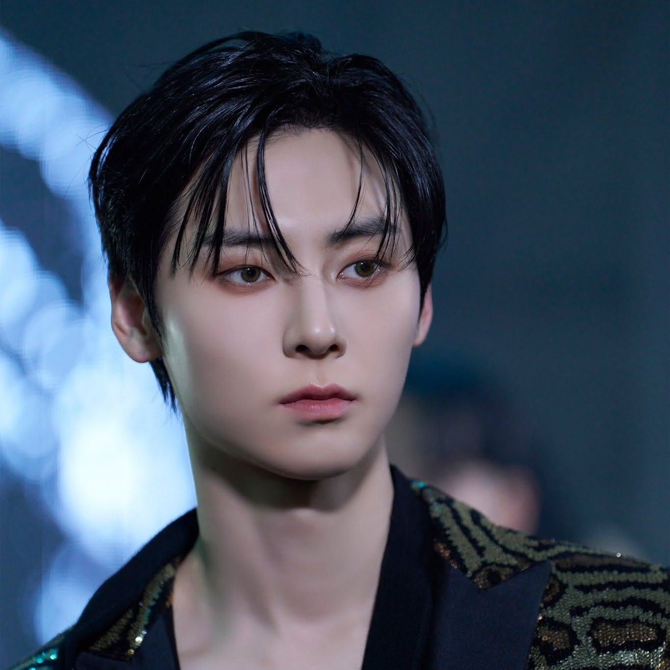 Behind-the-scenes cut of Hwang Minhyun