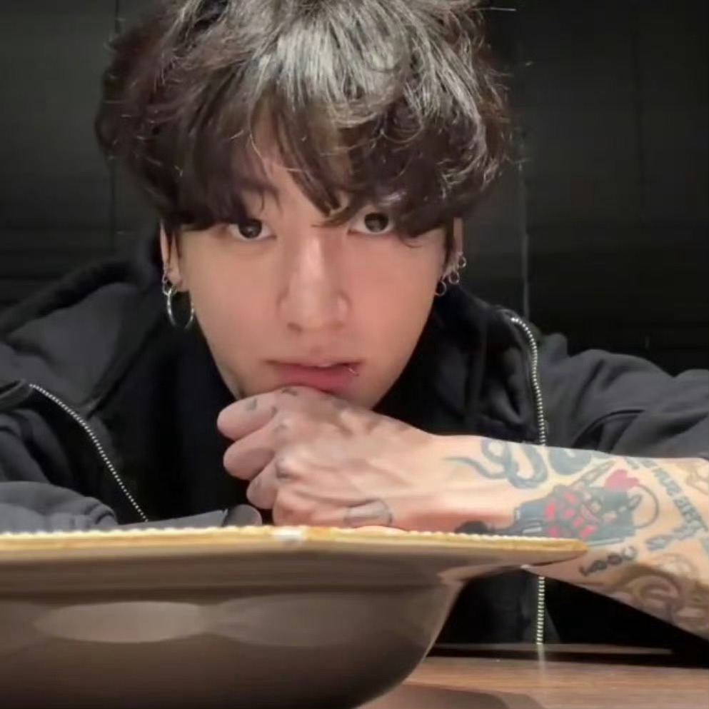 柾國 (防彈少年團)的最新照片