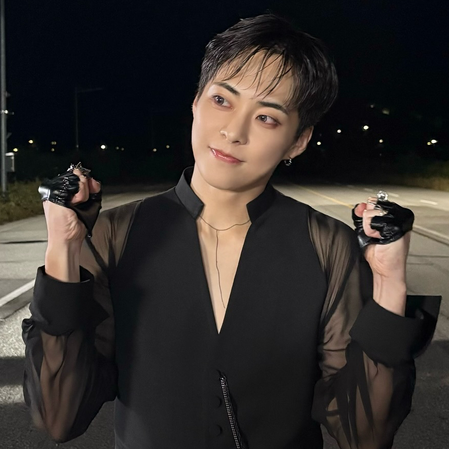 A moment captured by Xiumin (EXO)'s fan