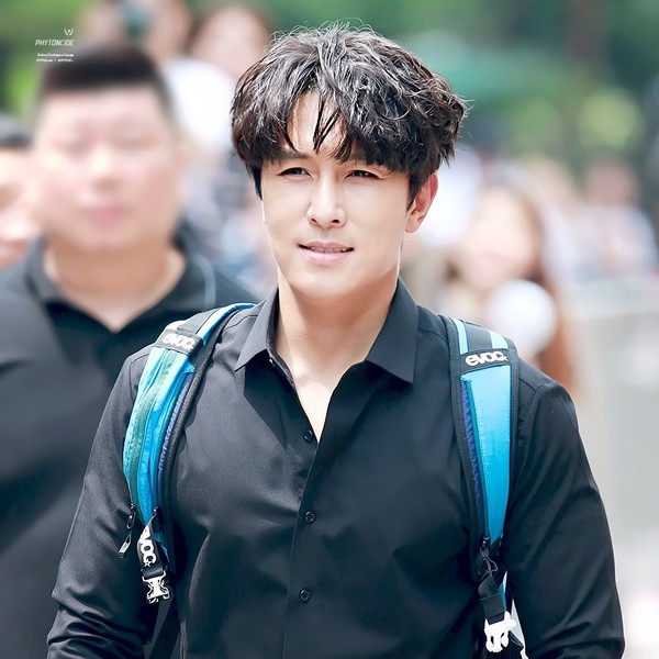 Popular profile picture of Kim Dongwan (SHINHWA) loved by fans