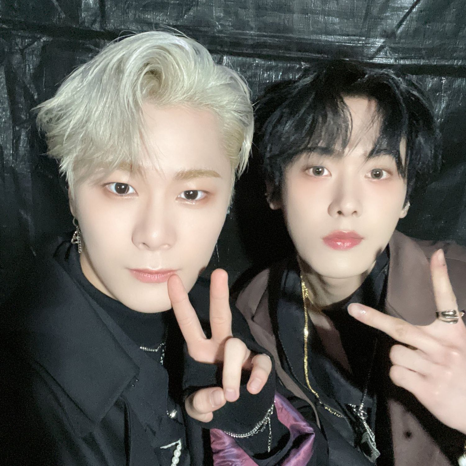 아스트로 최근 활동샷