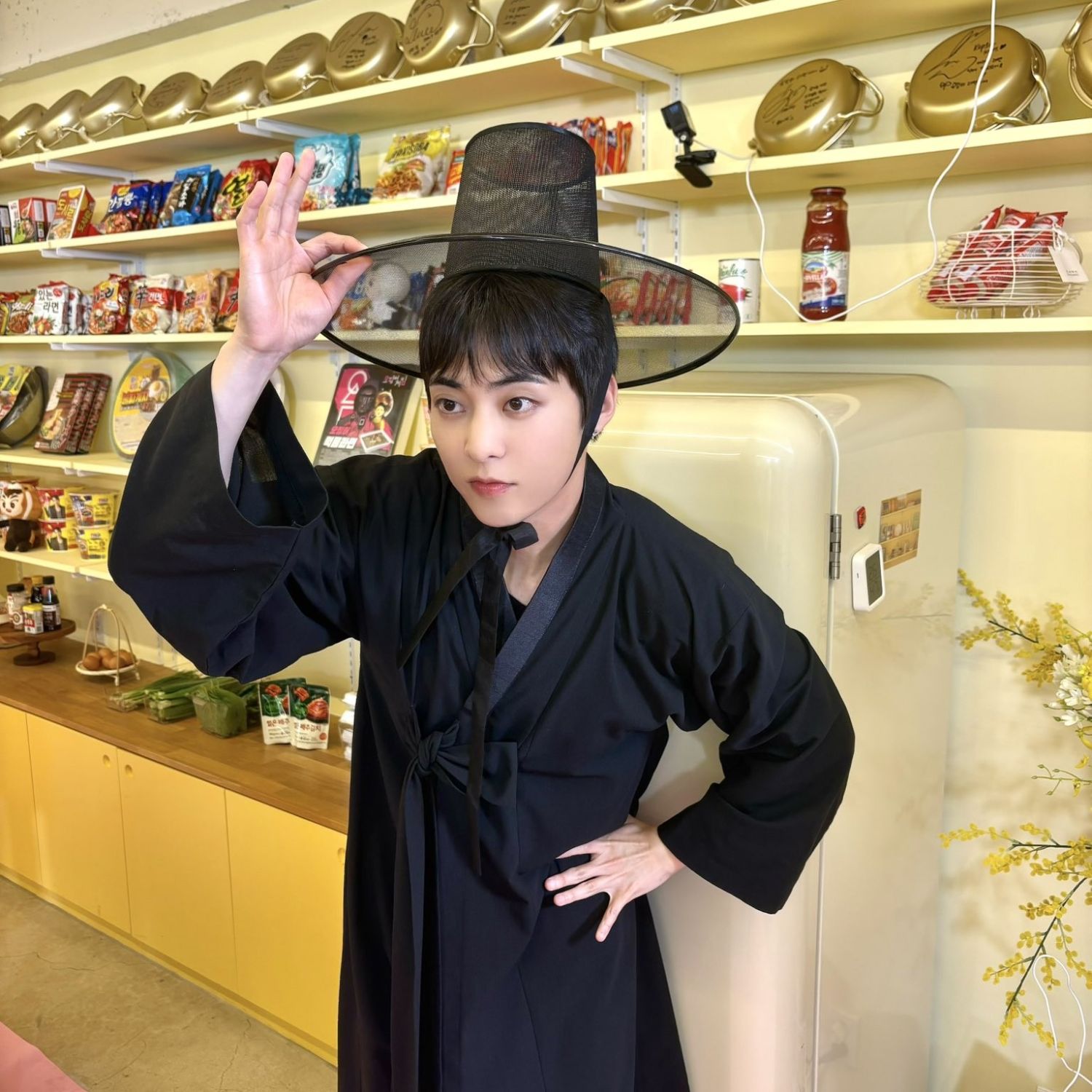 Behind-the-scenes cut of Xiumin (EXO)