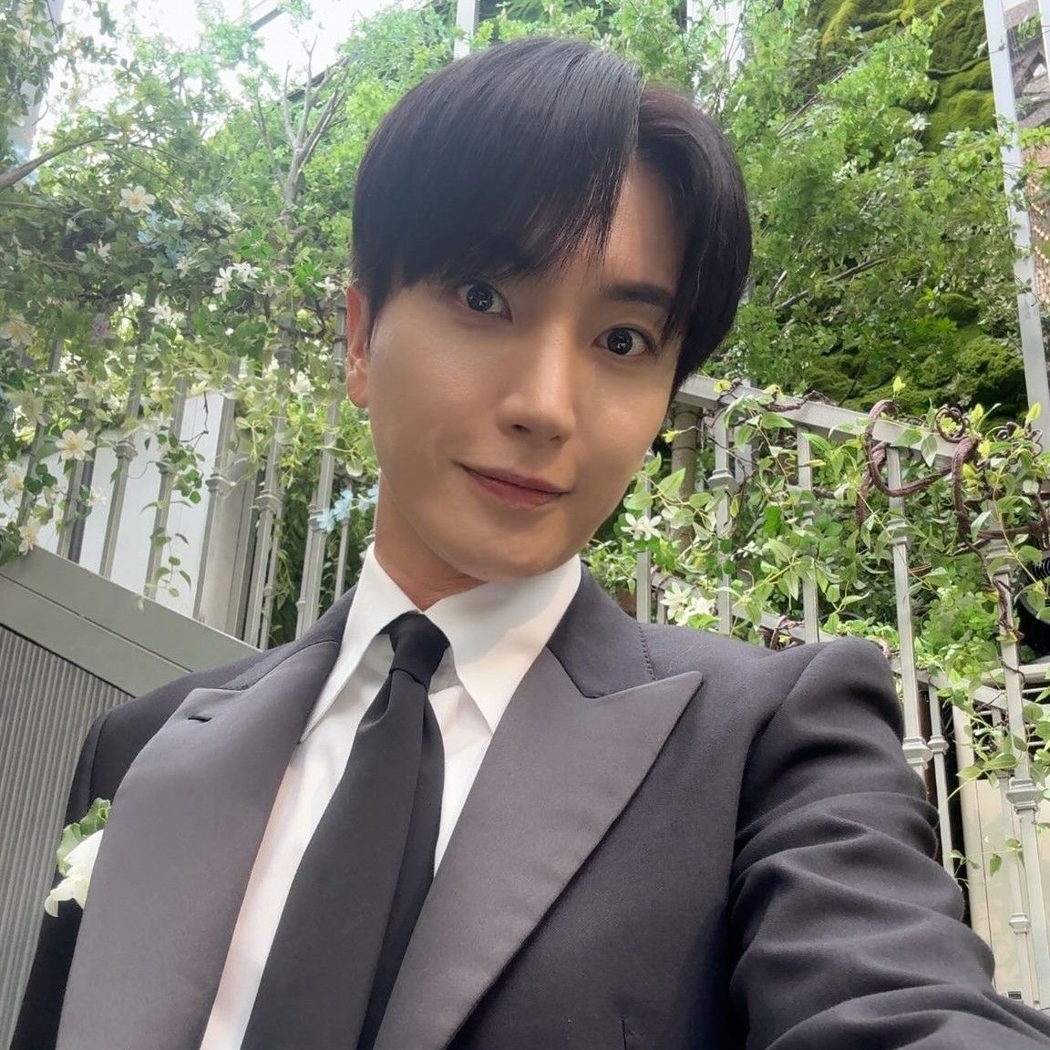 A moment captured by Leeteuk (Super Junior)'s fan