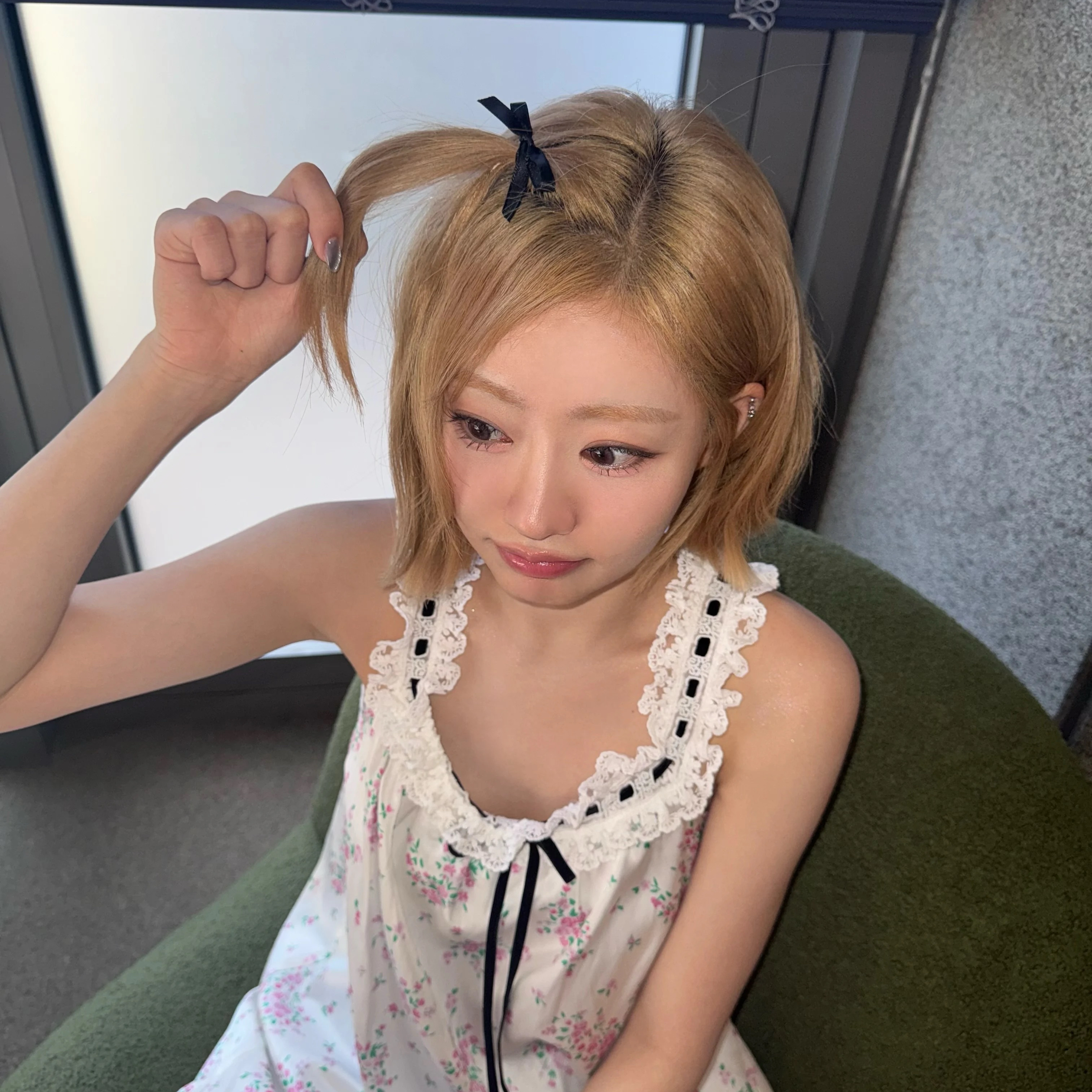 Latest photo of Julie (KISS OF LIFE)