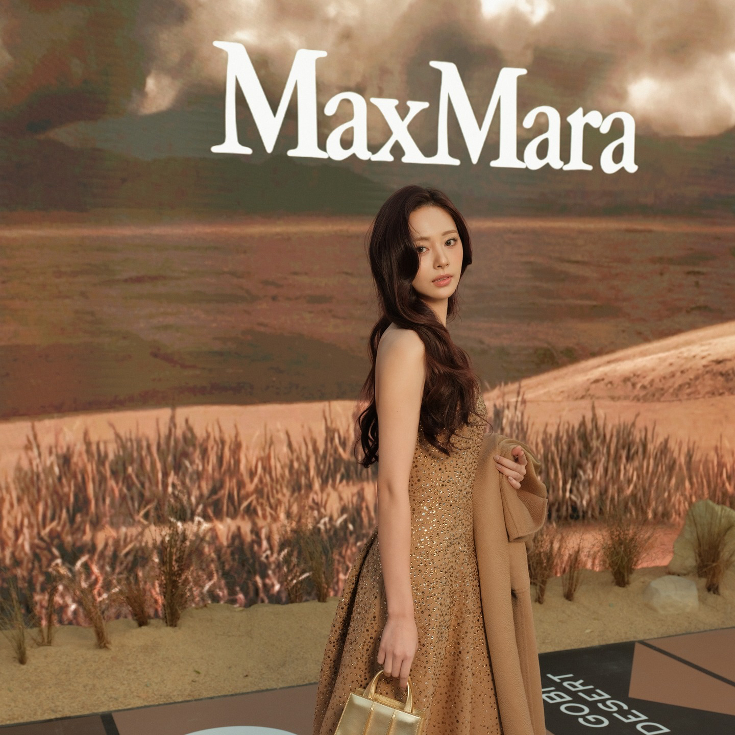 쯔위 (TWICE)의 비하인드 컷