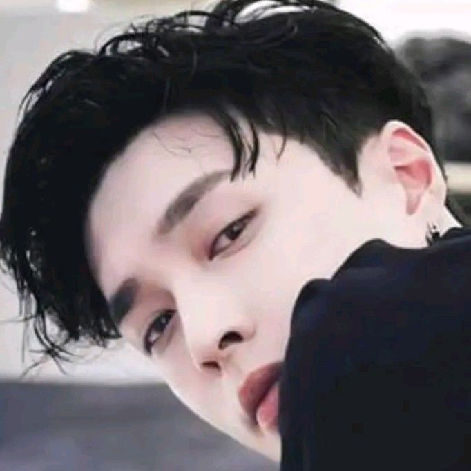 A moment captured by Lay (EXO)'s fan