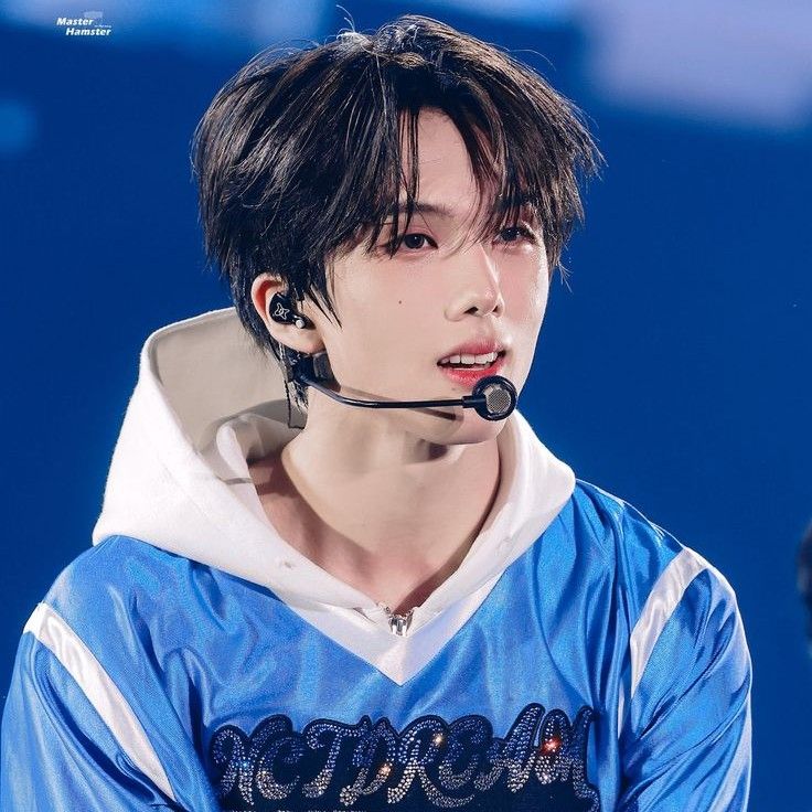 A moment captured by Jisung (NCT DREAM)'s fan
