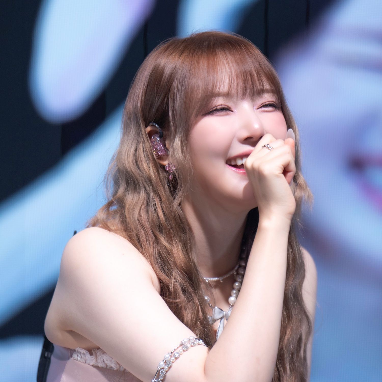 藝琳 (GFRIEND)的最新照片