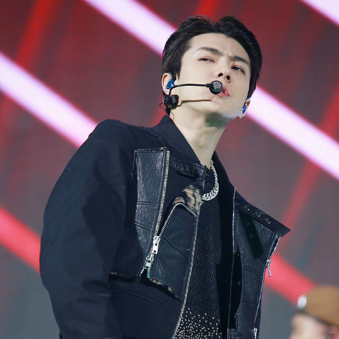 Behind-the-scenes cut of Sehun (EXO)