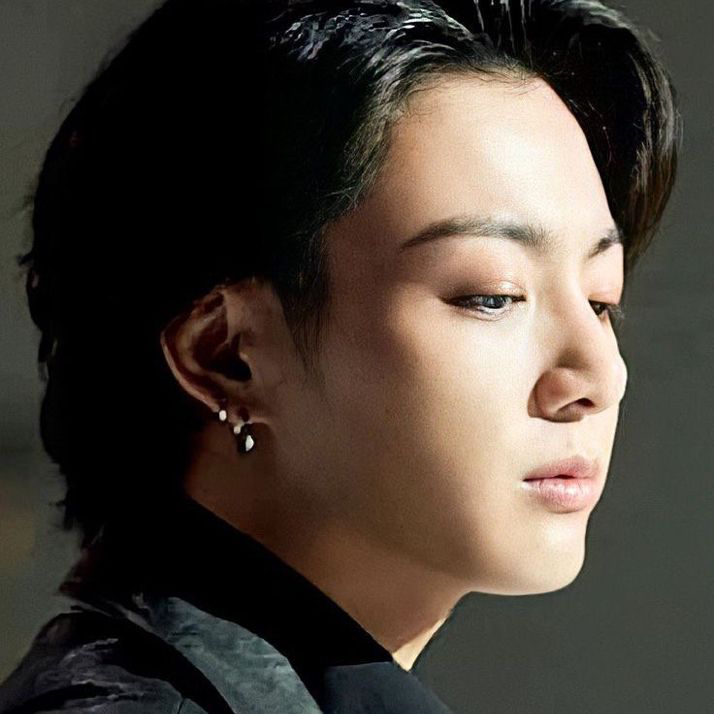 Latest photo of Jungkook (BTS)
