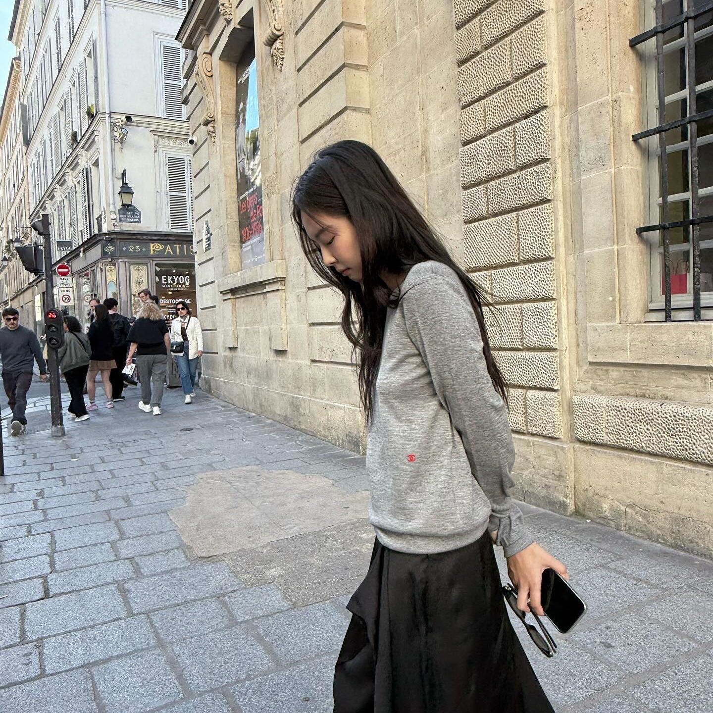 Recent activity shot of Jennie (BLACKPINK)