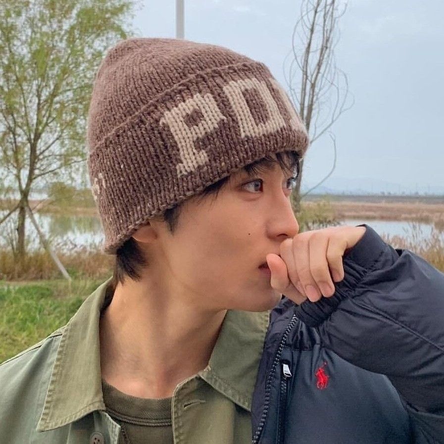 Behind-the-scenes cut of Mark (NCT 127, NCT DREAM)