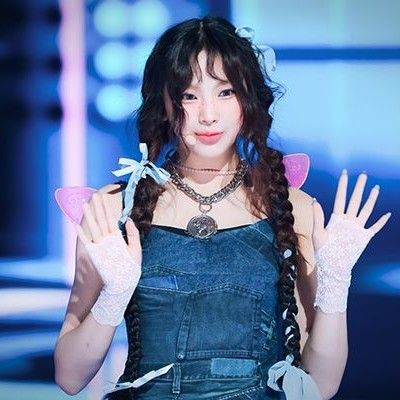 Latest photo of Hyein (NewJeans)