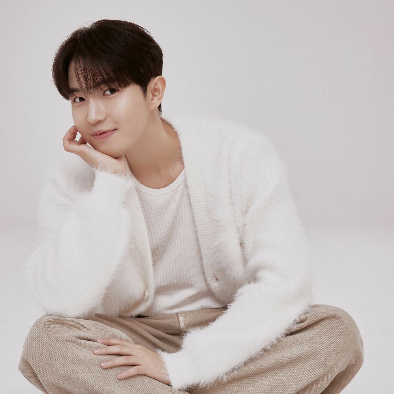 Foto terbaru Kim Jaehwan