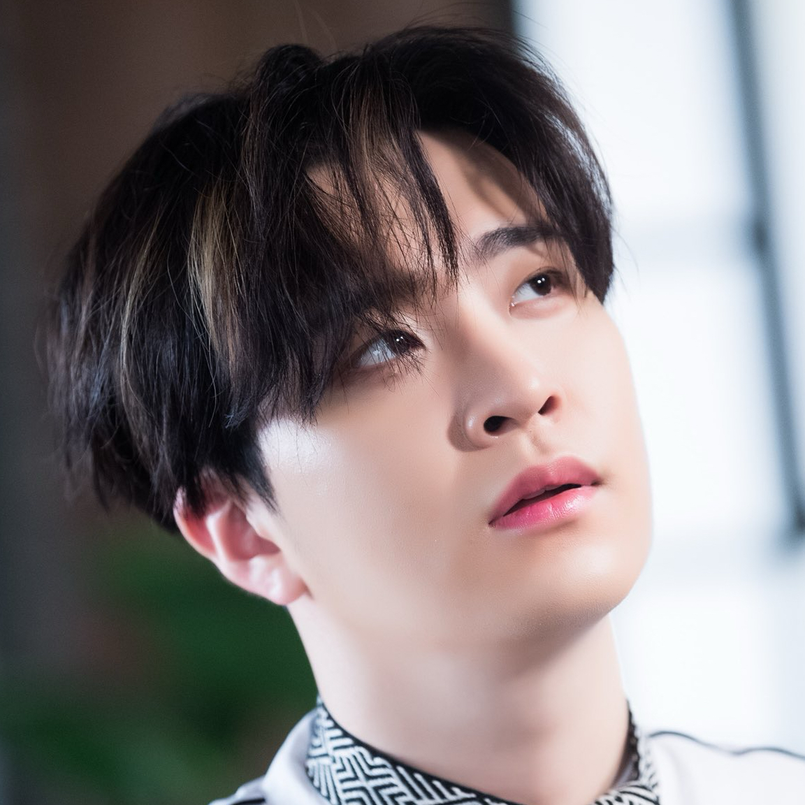 Potret di balik layar Youngjae (GOT7)