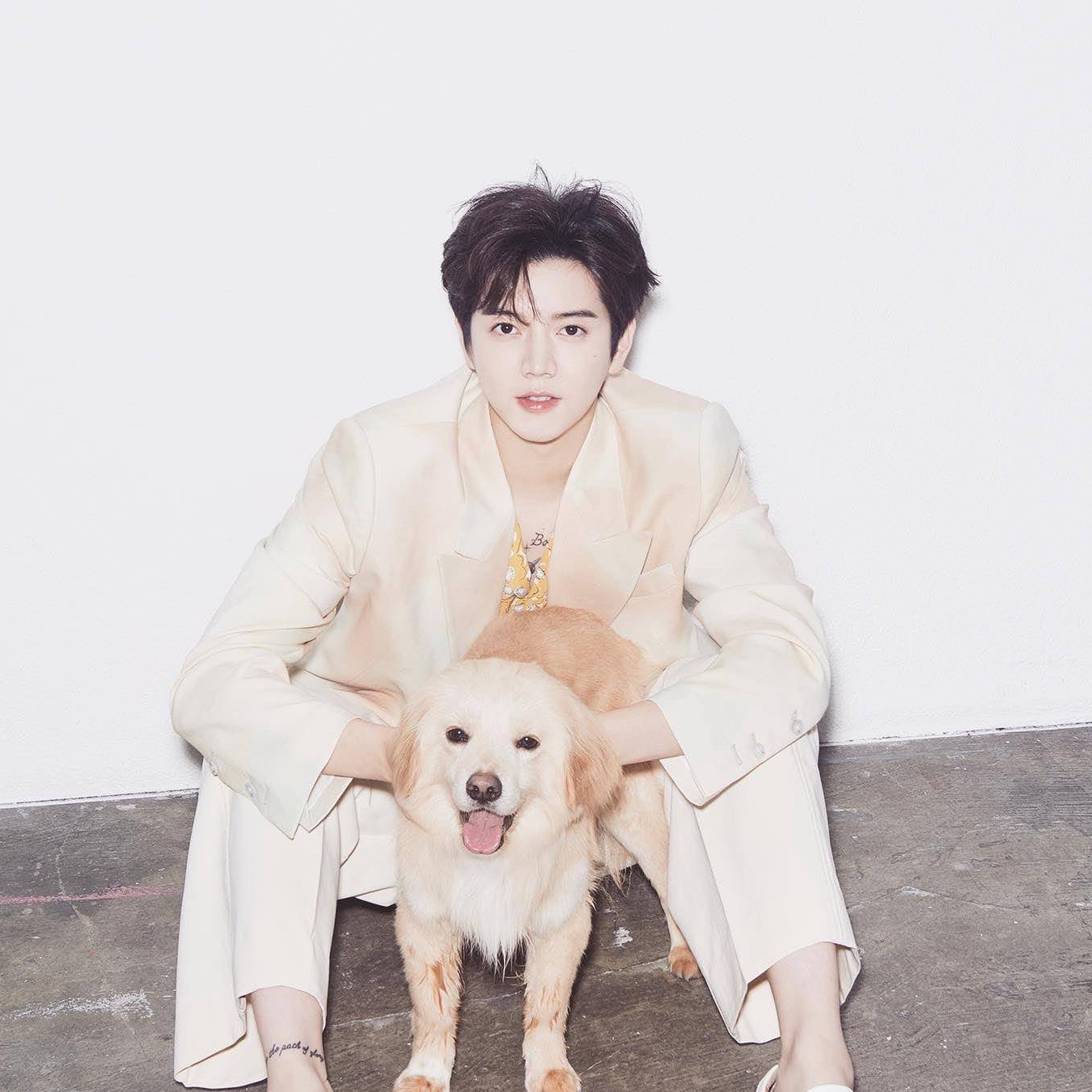 Behind-the-scenes cut of REN