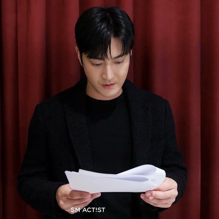 A moment captured by Siwon (Super Junior)'s fan