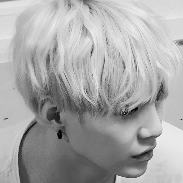 SUGA (防彈少年團)的幕後花絮