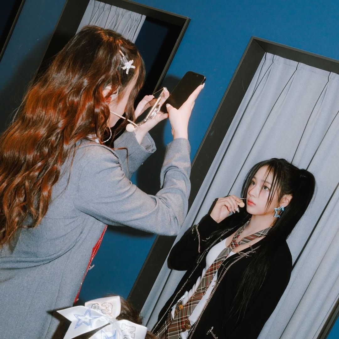 Latest photo of NewJeans