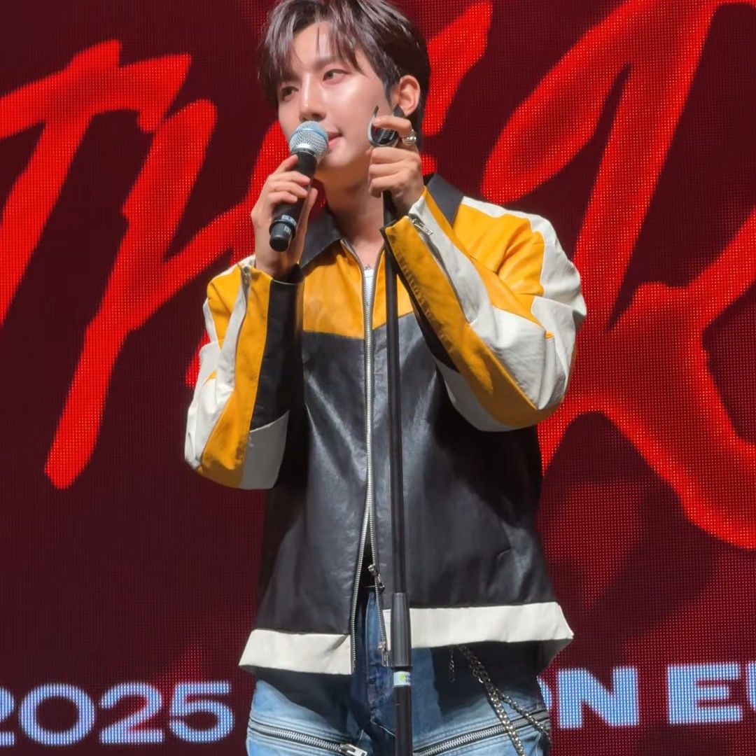 Latest photo of Hui (PENTAGON)