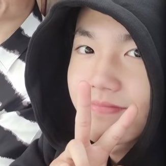 Behind-the-scenes cut of Doyoung (TREASURE)