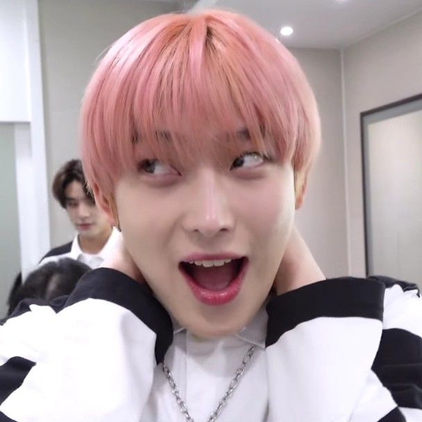 Recent activity shot of Sunoo (ENHYPEN)