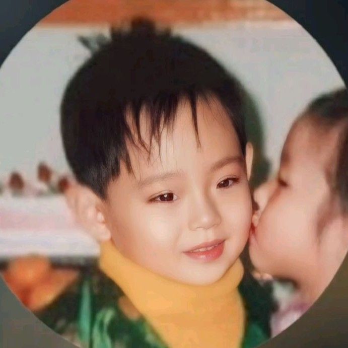 뷔 (방탄소년단) 최근 활동샷