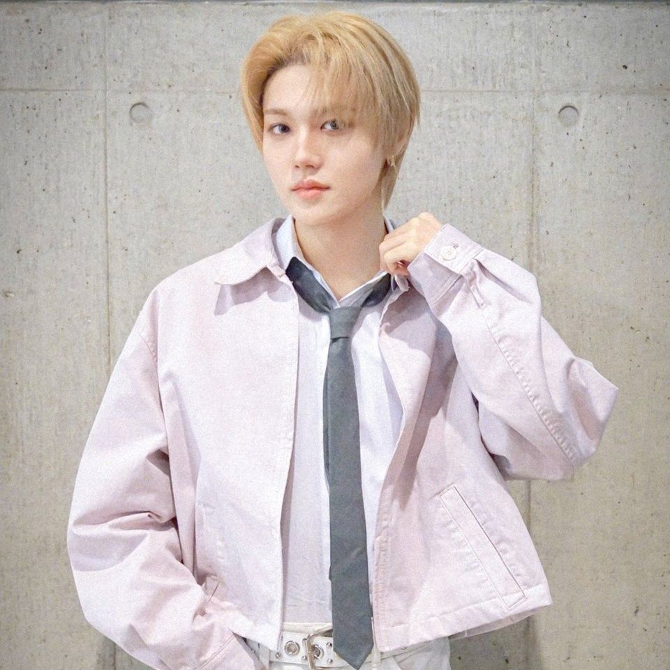 Recent activity shot of Doyoung (TREASURE)