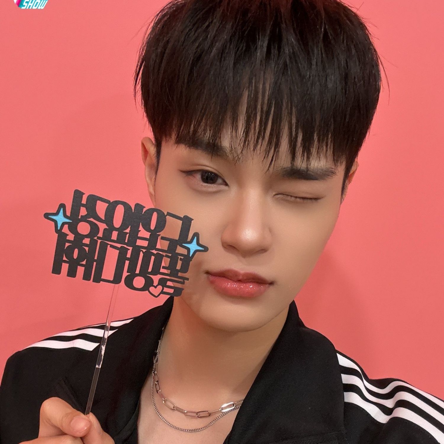 이대휘 (AB6IX)의 비하인드 컷