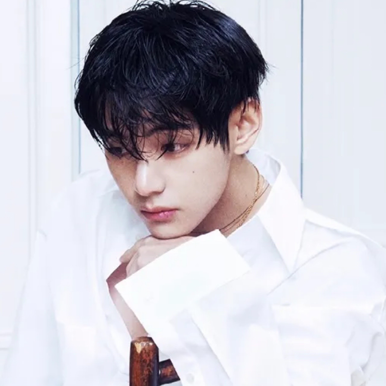 Foto terbaru V (BTS)