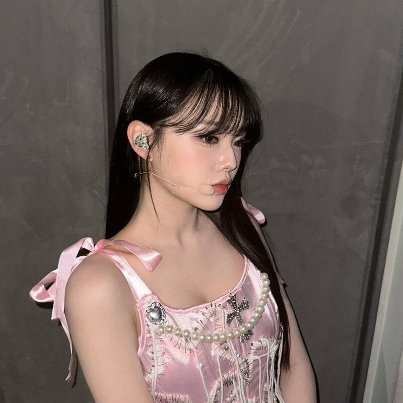 Behind-the-scenes cut of Park Boeun (CLASS:y)