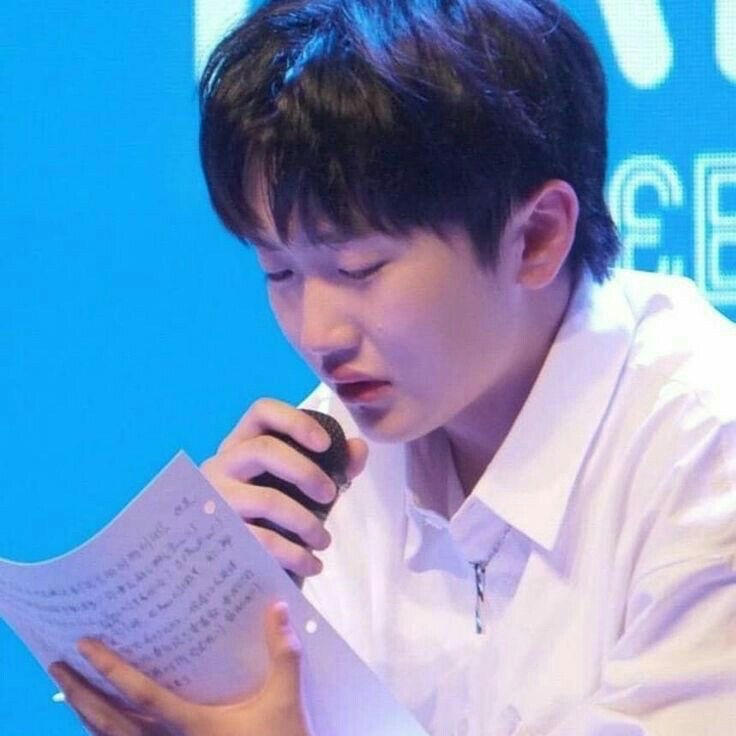 A moment captured by Hanyu (BOY STORY)'s fan