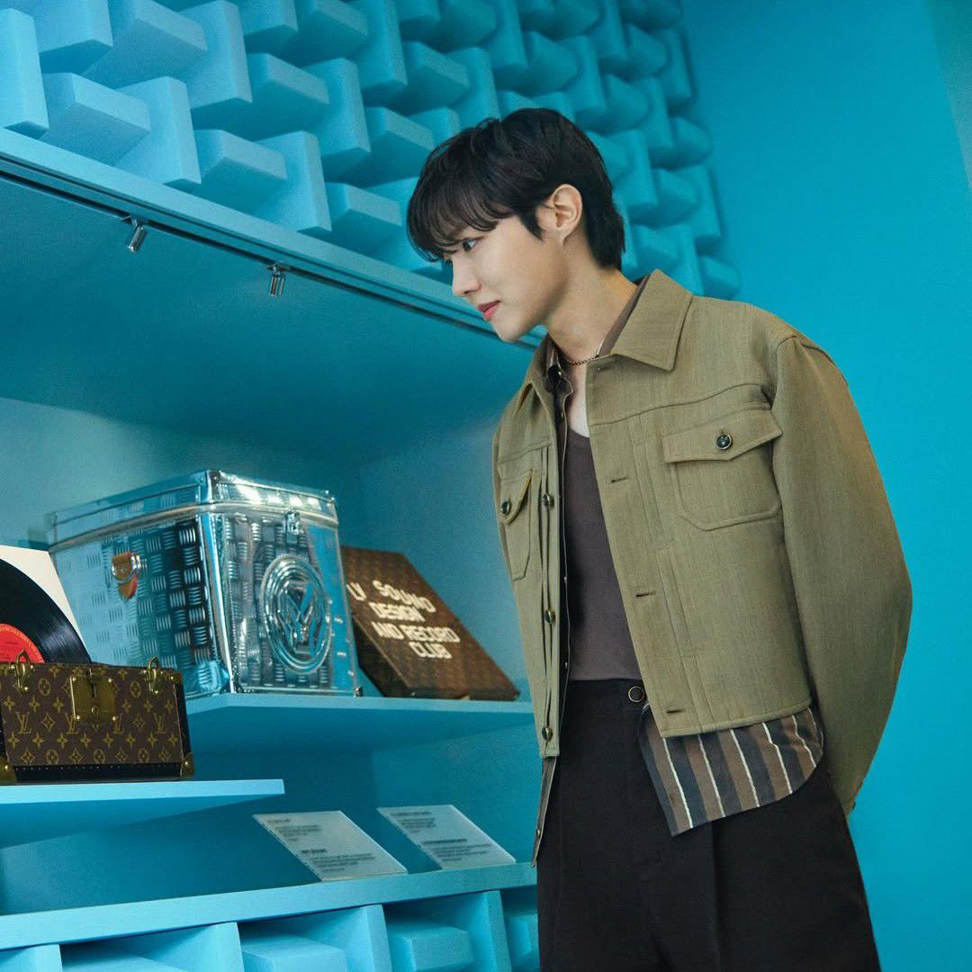 제이홉 (방탄소년단)의 비하인드 컷