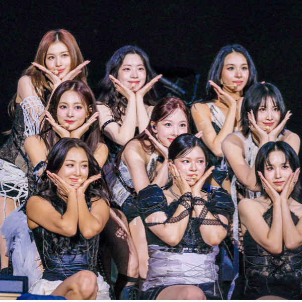 Latest photo of TWICE