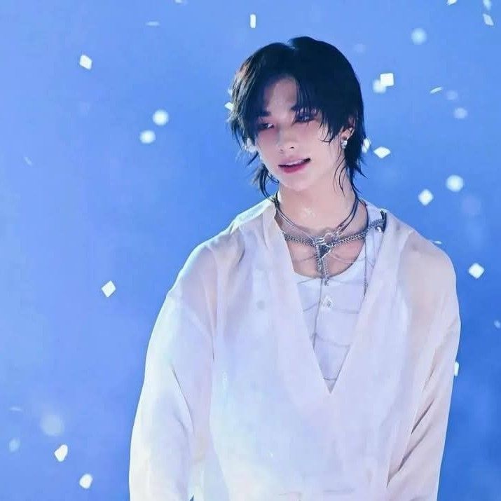 Recent activity shot of Hyunjin (Stray Kids)