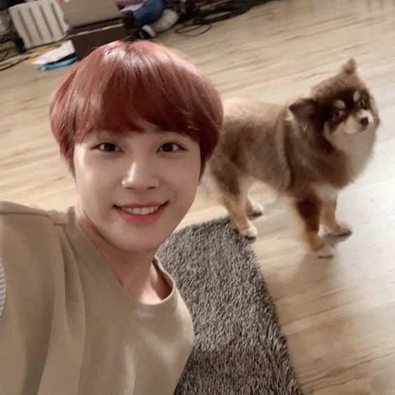 A moment captured by Ju Haknyeon (THE BOYZ)'s fan