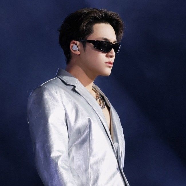 Latest photo of Mingyu (SEVENTEEN)