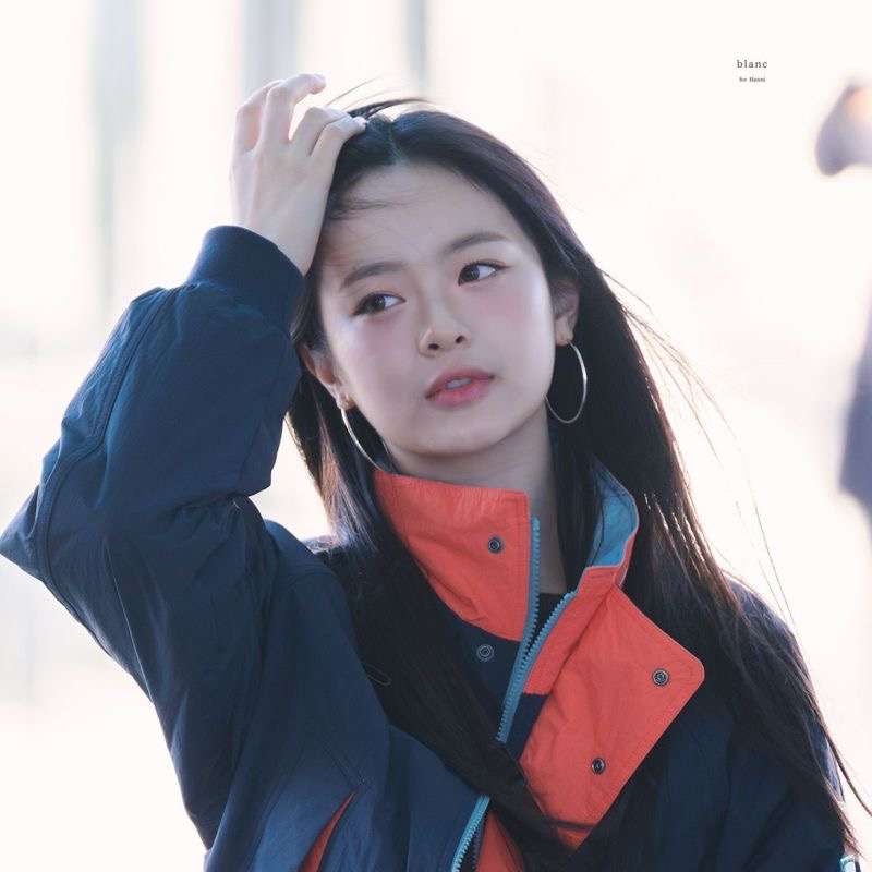 Recent activity shot of HANNI (NewJeans)