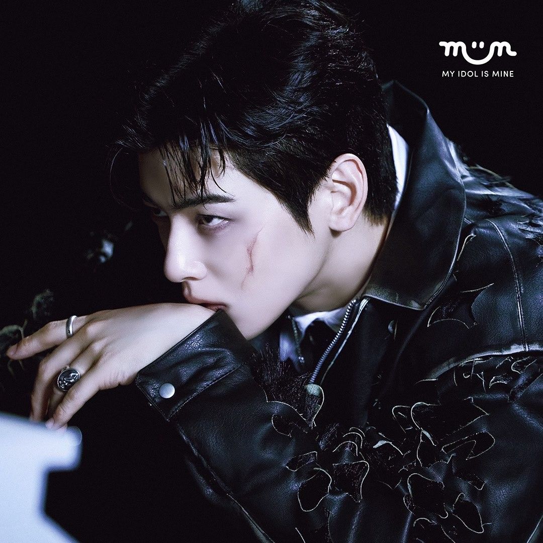 Recent activity shot of Eunwoo (ASTRO)