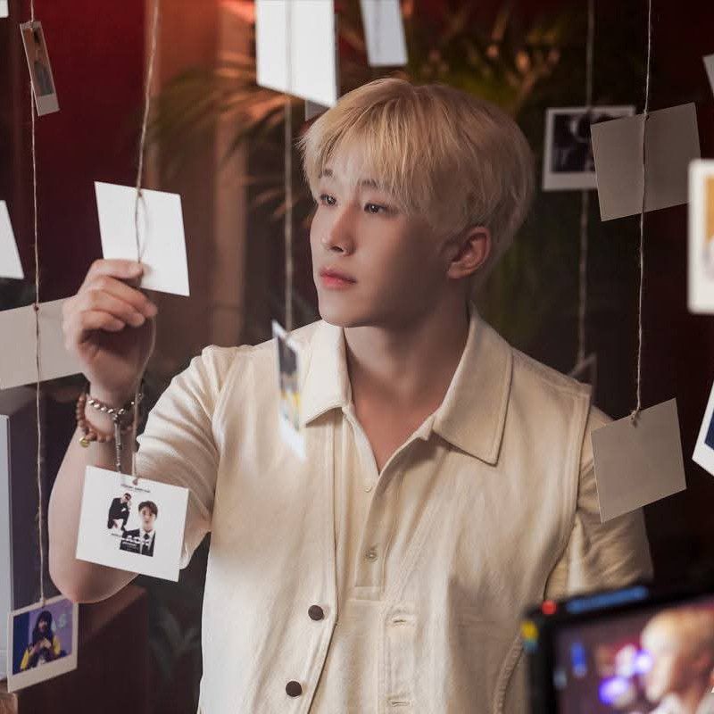 A moment captured by Jinjin (ASTRO)'s fan