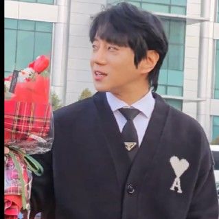 A moment captured by Hwang Chiyeol's fan